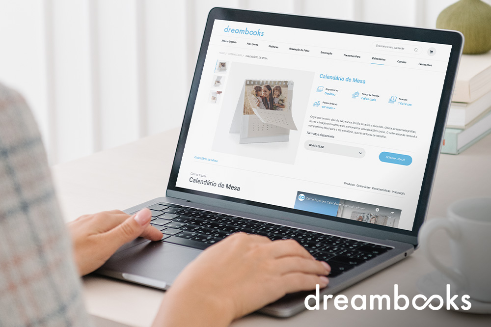 Confere todos os passos para criar um Calendário Personalizado Dreambooks, desde a seleção das fotos até à marcação de datas especiais do ano 2024. Criar um Calendário Personalizado através do computador