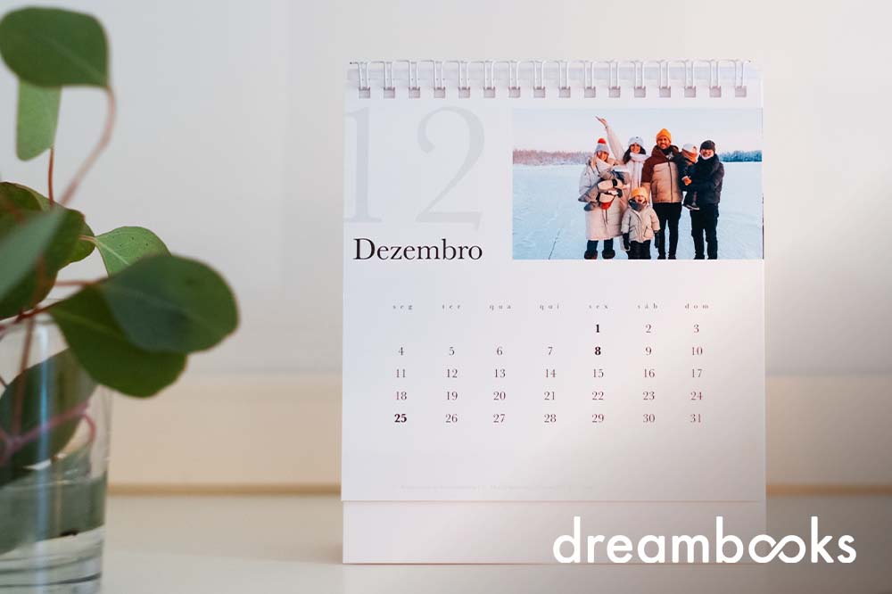 Confere as nossas dicas de como criar um Calendário Personalizado perfeito para oferecer a alguém especial. Dicas para criar um Calendário Personalizado perfeito