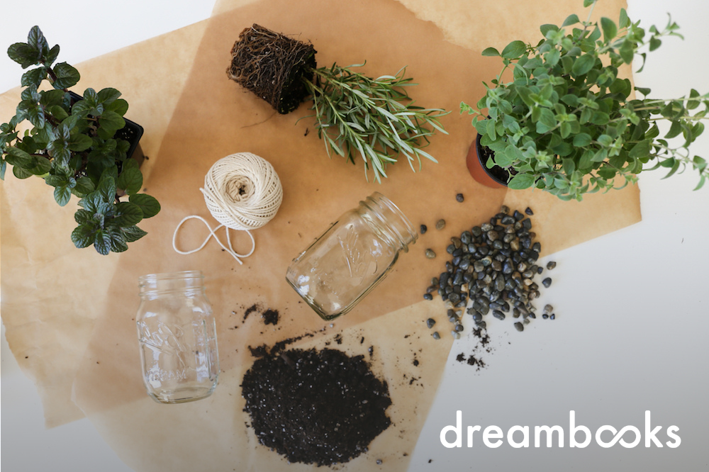 Transforma a tua casa neste outono com ideias de DIY simples: renova móveis, cria decorações naturais e traz aconchego com tecidos quentes e luzes suaves. Dá um toque pessoal a cada espaço! Outono: O melhor momento para renovares a tua casa com projetos simples